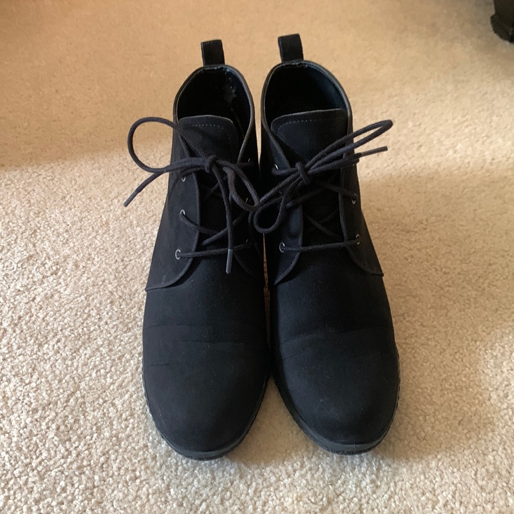 Franco Sarto lace-up wedge booties worn once size 8.5